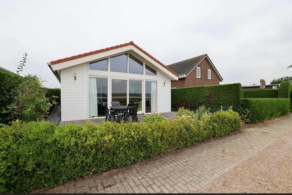 Villa Vakantiehuis De Wilgenroos Wervershoof Exterior foto